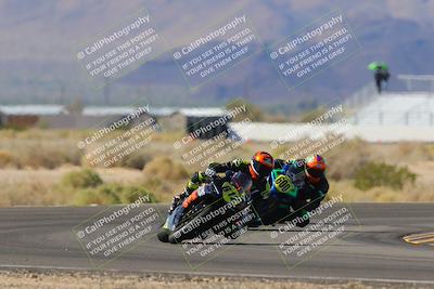 media/Oct-30-2022-CVMA (Sun) [[fb421c3cec]]/Race 11 Amateur Supersport Open/